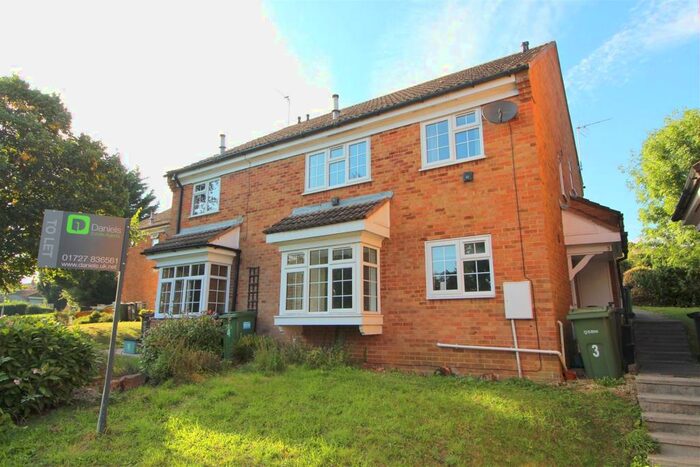 2 Bedroom Terraced House To Rent In Ashdales, St Albans, Hertfordshire, AL1