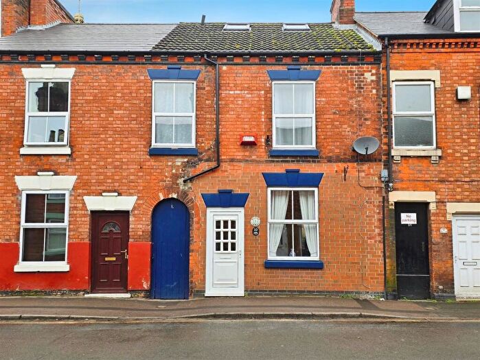 2 Bedroom Terraced House For Sale In Bridge Street, Tutbury, DE13