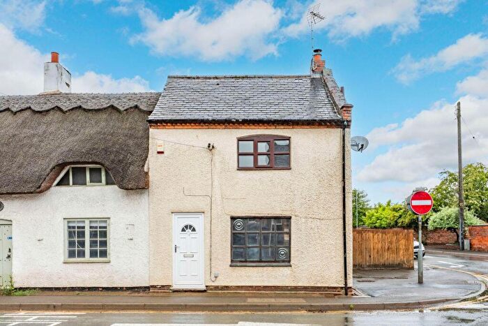 2 Bedroom Semi-Detached House For Sale In High Street, Husbands Bosworth, LE17