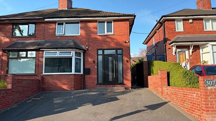 3 Bedroom Semi-Detached House For Sale In Lightwood Road, Stoke-On-Trent, ST3