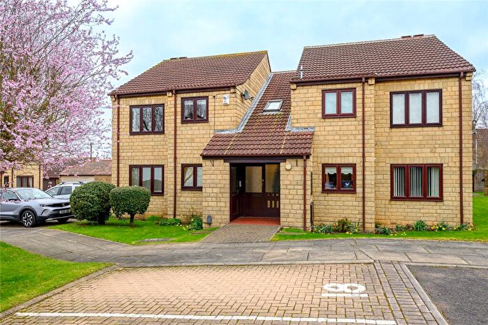 2 Bedroom Apartment For Sale In Millgarth Court, Collingham, LS22