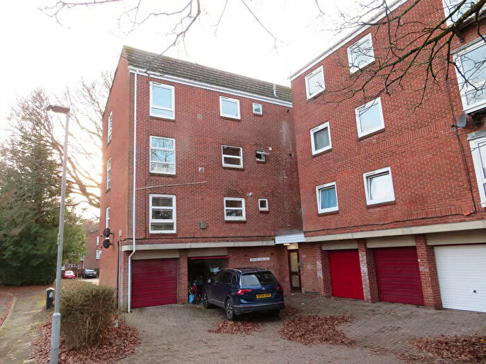 2 Bedroom Apartment To Rent In Hasler Road, Poole, BH17