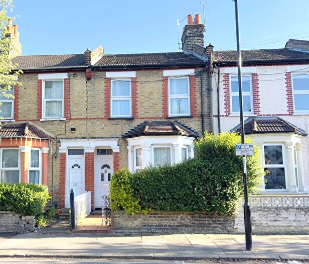 2 Bedroom Terraced House For Sale In Abbey Grove, Abbey Wood, SE2