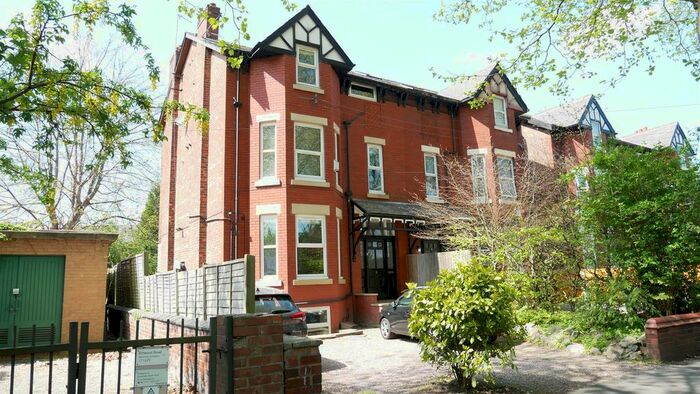 2 Bedroom Flat To Rent In Errwood Road, Burnage, Manchester, M19