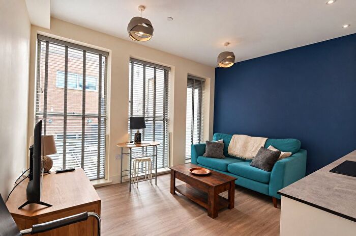 1 Bedroom Flat To Rent In Baldwin Street, Bristol, Somerset, BS1