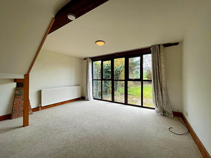 4 Bedroom Semi-Detached House To Rent In Newbury Road, Compton, Newbury, RG20