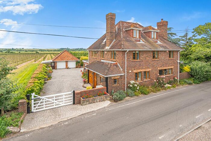 5 Bedroom Detached House For Sale In Grove Road, Grove, Canterbury, Kent, CT3