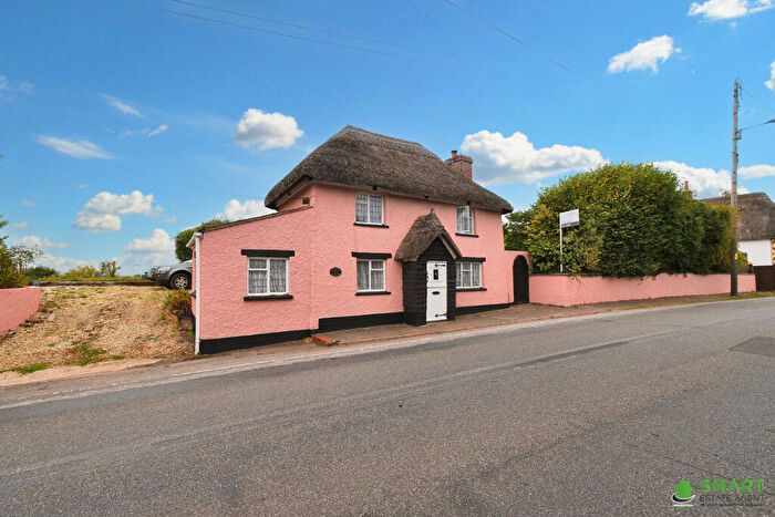 2 Bedroom Detached House For Sale In Half Moon, Exeter, EX5