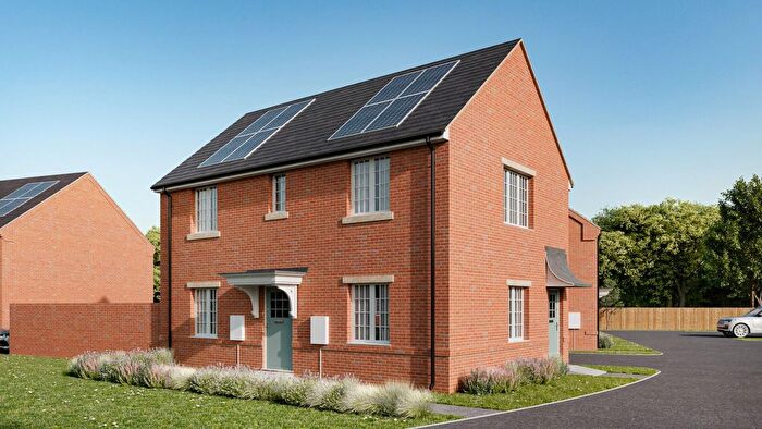 1 Bedroom Flat For Sale In Leigh Sinton, Malvern, Worcestershire, WR13