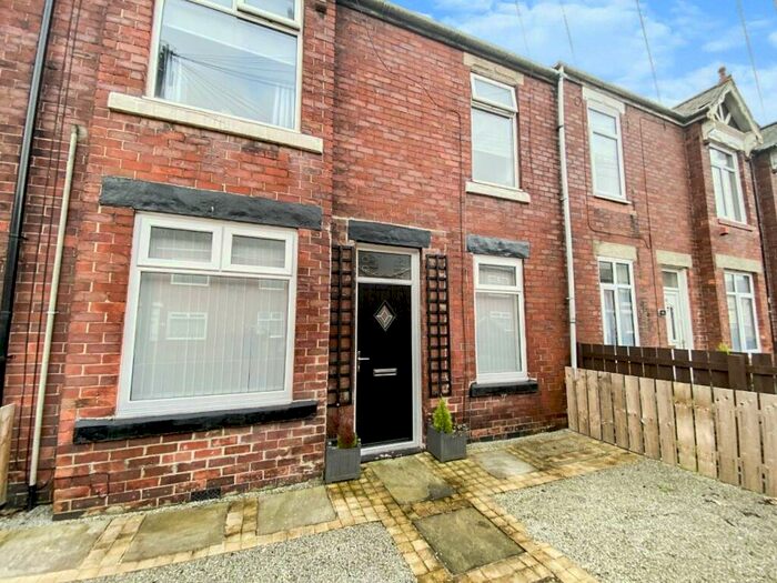 3 Bedroom Flat To Rent In Victoria Terrace, Bedlington, Northumberland, NE22