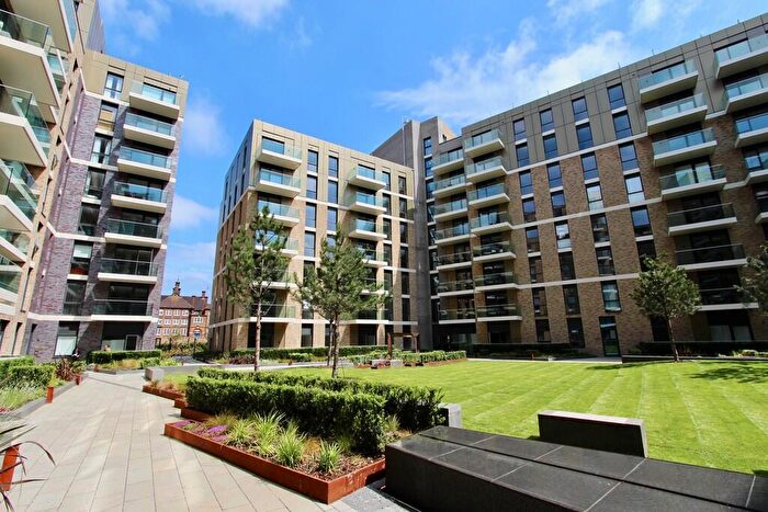 1 Bedroom Apartment To Rent In Queenshurst, KT2