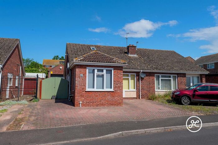 3 Bedroom Semi-Detached Bungalow For Sale In Toll House Road, Cannington, Bridgwater, TA5