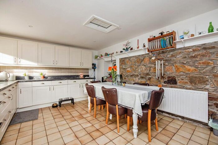 4 Bedroom Detached House For Sale In The Lawn, Par, Cornwall, PL24