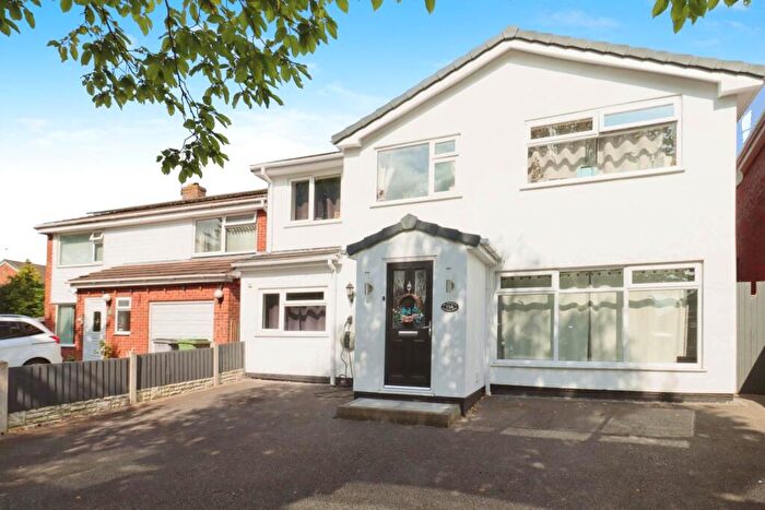 5 Bedroom Detached House For Sale In Bettisfield Avenue, Bromborough, CH62