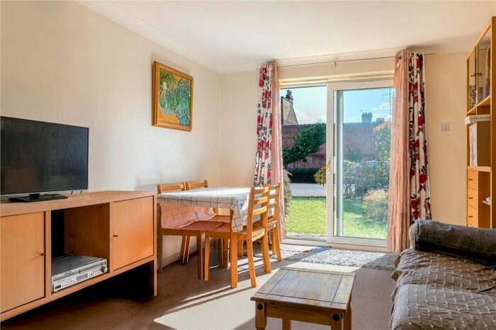 1 Bedroom Flat To Rent In Kingston Road, London, SW19