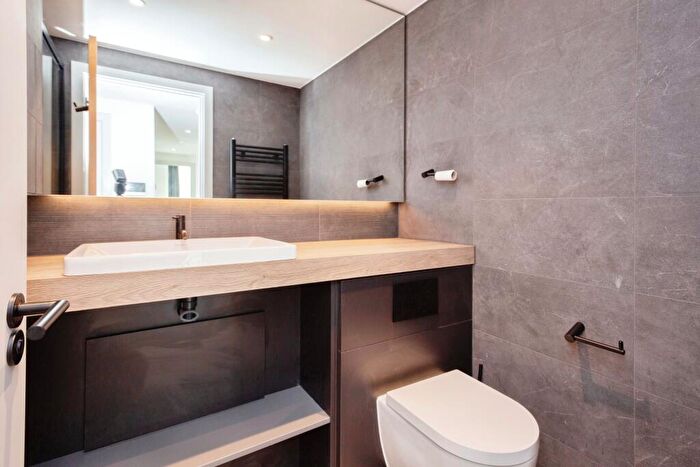 2 Bedroom Flat To Rent In Ancoats Garden, Bendix Way, M4