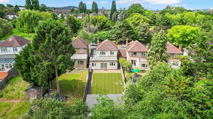 1 Bedroom Detached House To Rent In Shaftesbury Avenue, Kenton, Harrow, HA3