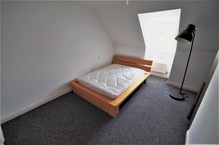 4 Bedroom Semi-Detached House To Rent In Firedrake Croft, Stoke, Coventry, CV1