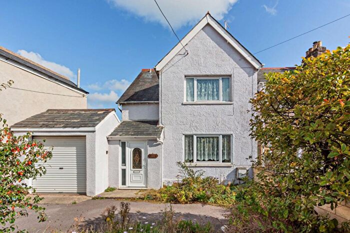 3 Bedroom Semi-Detached House For Sale In Siddington Road, Cirencester, Gloucestershire, GL7