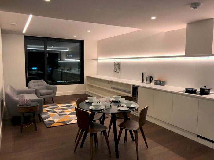 1 Bedroom Flat To Rent In Rathbone Square, London, W1T