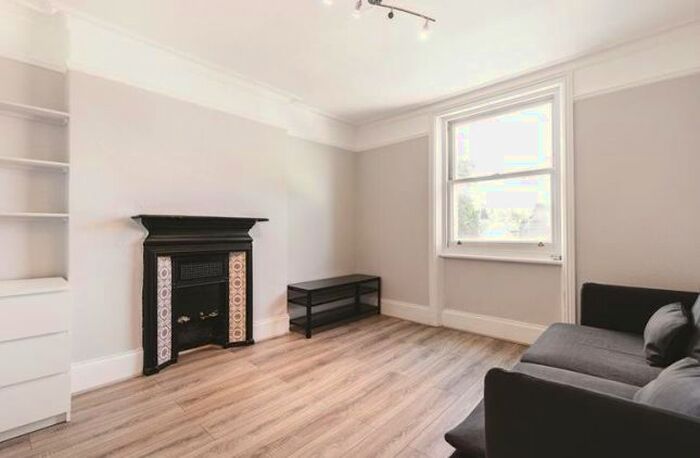 2 Bedroom Flat To Rent In Fulham High Street, London, SW6