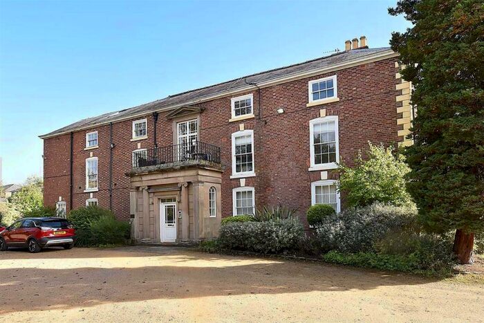 1 Bedroom Flat To Rent In Brocklehurst Manor, Macclesfield, SK10