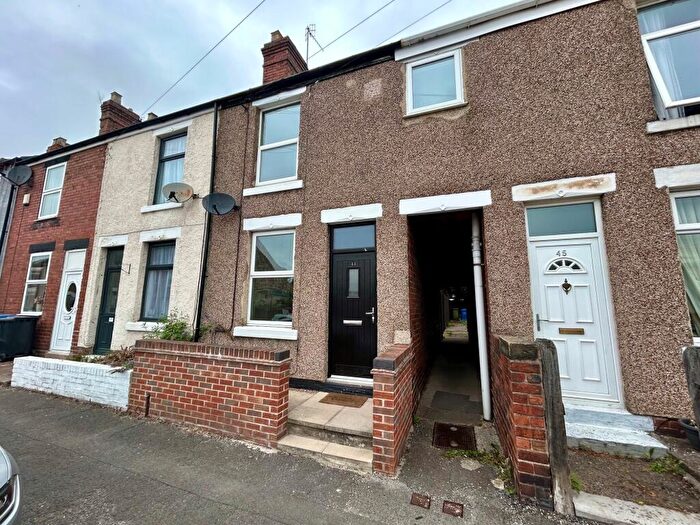 3 Bedroom Terraced House To Rent In King Street North, Whittingon Moor, S41