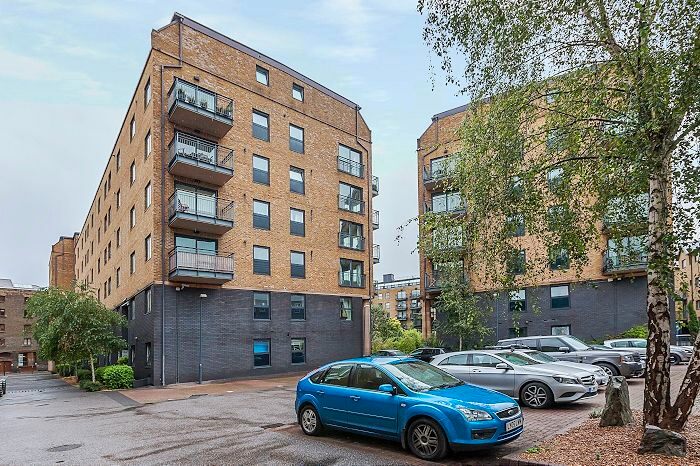 2 Bedroom Flat For Sale In Providence Square, London, SE1