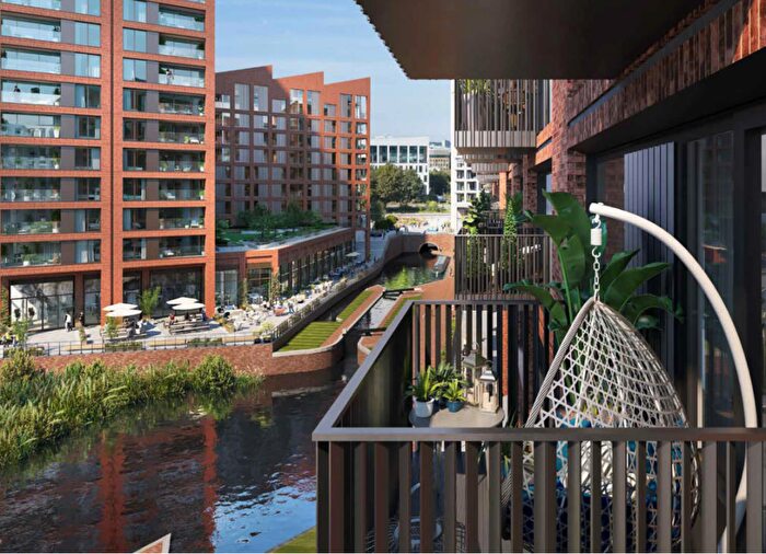 2 Bedroom Apartment For Sale In Belmont Row, Birmingham, B4