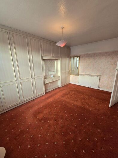 4 Bedroom End Of Terrace House To Rent In Grosvenor Drive, Hornchurch, RM11
