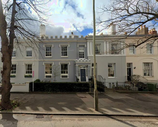 3 Bedroom Apartment To Rent In Clarence Road, Cheltenham, GL52