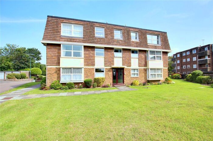 2 Bedroom Flat To Rent In Sudley Gardens, Bognor Regis, West Sussex, PO21