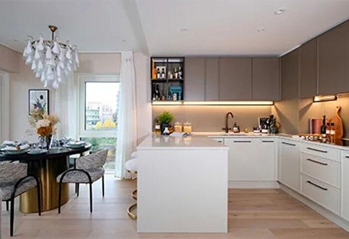 1 Bedroom Flat To Rent In Chelsea Creek, London, SW6