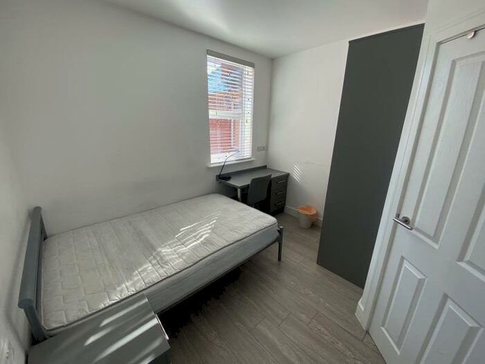 1 Bedroom Terraced House To Rent In Chester Street, Room, Coventry, CV1