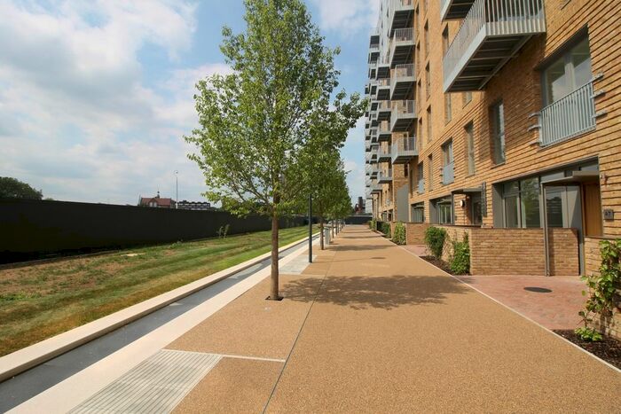 1 Bedroom Flat For Sale In Grove Street, Deptford, London, SE8