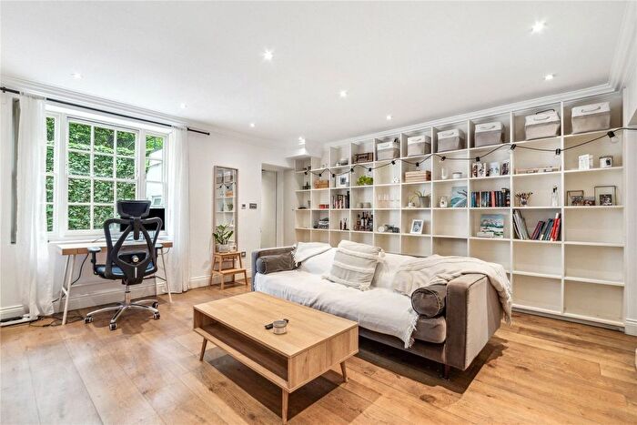 1 Bedroom Flat To Rent In Gloucester Avenue, London, NW1