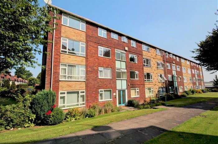 2 Bedroom Apartment To Rent In Elm Wood Court St. Nicholas Street, CV1