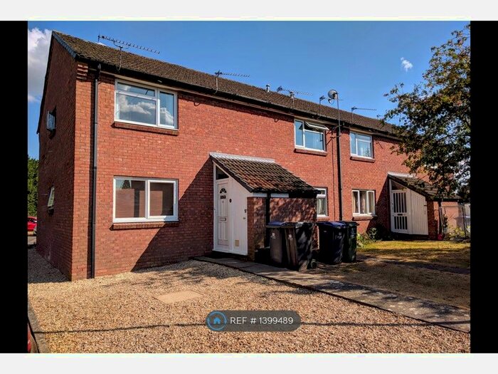 1 Bedroom Maisonette To Rent In Roman Way, Chippenham, SN15