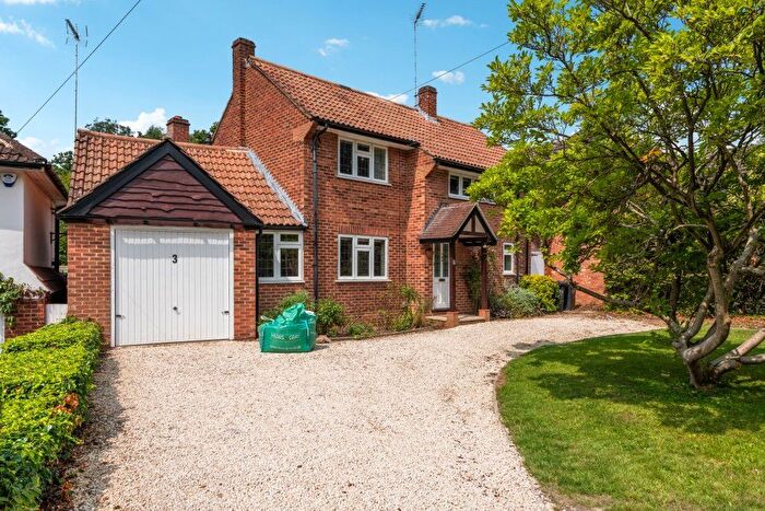 4 Bedroom Detached House To Rent In The Uplands, Gerrards Cross, Buckinghamshire, SL9