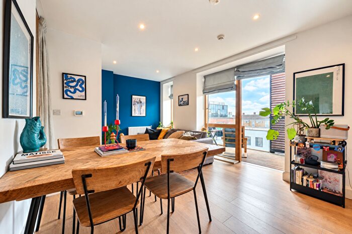 1 Bedroom Flat For Sale In Barry Blandford Way, Stanley Turner House, E3