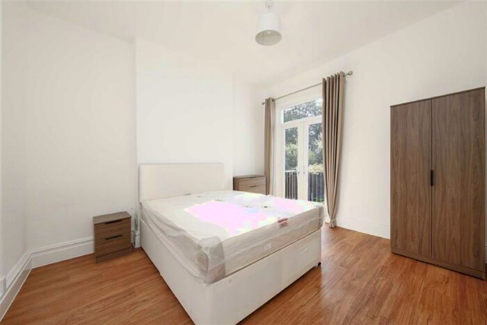 1 Bedroom House To Rent In Elliscombe Road, Charlton, London, SE7