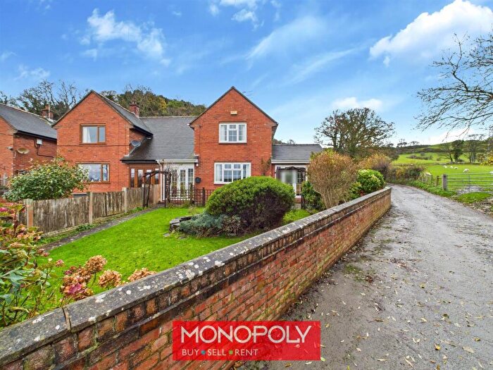 3 Bedroom House For Sale In Tremeirchion, St. Asaph, LL17