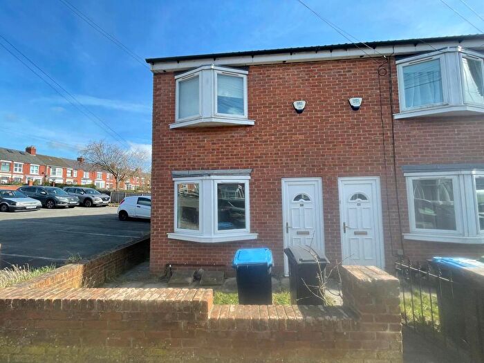 2 Bedroom Flat To Rent In Dunning Road, Ferryhill, DL17