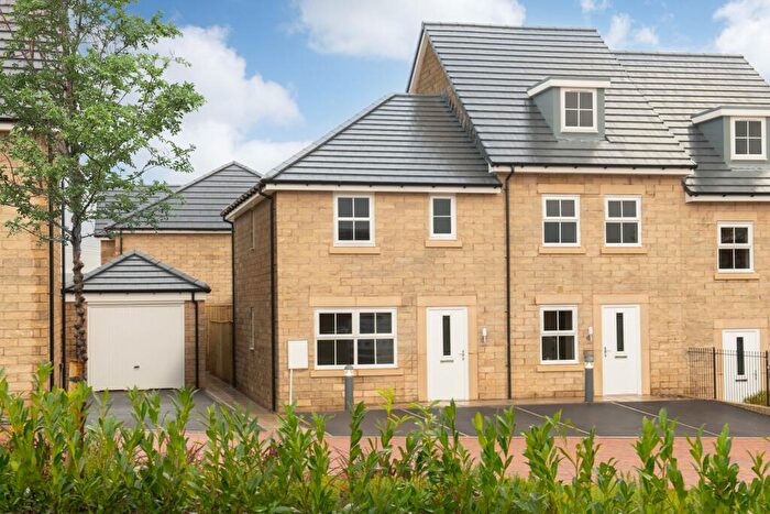 4 Bedroom Terraced House For Sale In Brokenstone Road, Feniscowles, Blackburn With Darwen, Lancashire, BB3