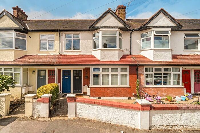2 Bedroom Maisonette For Sale In Marlborough Close, Colliers Wood, SW19