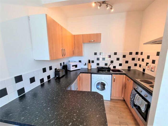 1 Bedroom Flat To Rent In Claremont Place, West End, Aberdeen, AB10