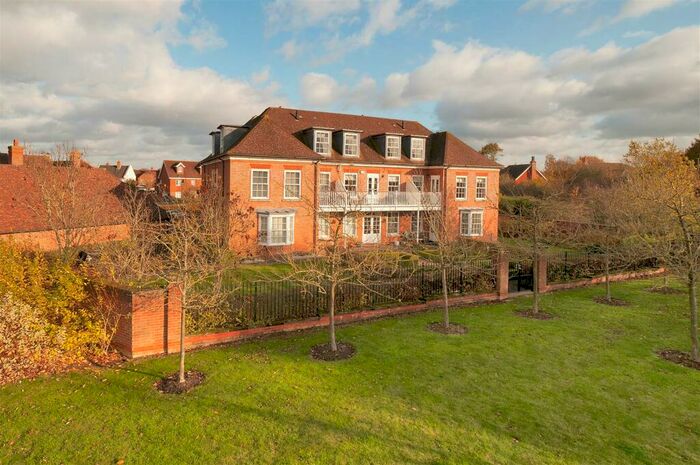 2 Bedroom Apartment To Rent In Manor Court, Bancroft Lane, Kings Hill, ME19