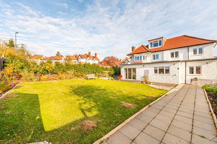 6 Bedroom Detached House For Sale In Barn Rise, Wembley Park, Wembley, HA9