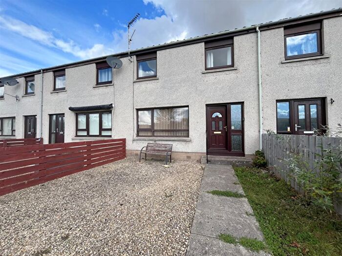 3 Bedroom Terraced House For Sale In Waulkmill Grove, Elgin, IV30