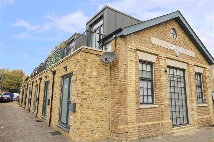 1 Bedroom Terraced House To Rent In Mission Lodge, Waterloo Road, Uxbridge, UB8